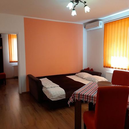 Kety Apartments Kragujevac Ngoại thất bức ảnh