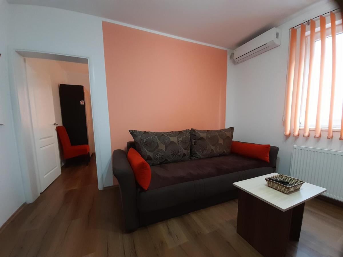 Kety Apartments Kragujevac Ngoại thất bức ảnh
