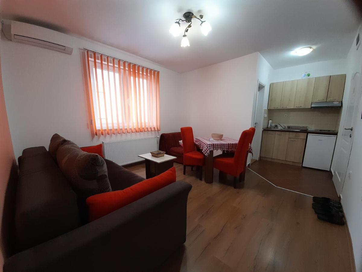 Kety Apartments Kragujevac Ngoại thất bức ảnh