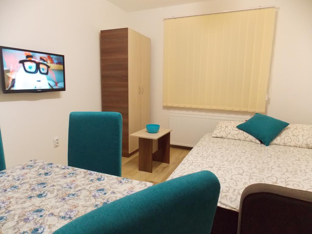 Kety Apartments Kragujevac Ngoại thất bức ảnh